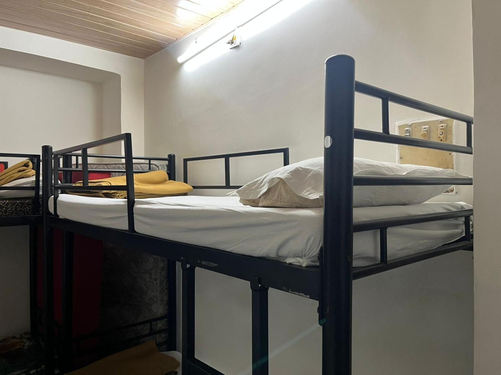Solo Hostel